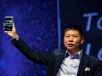 3年坐穩(wěn)全球前三，復(fù)盤(pán)華為手機(jī)變革路