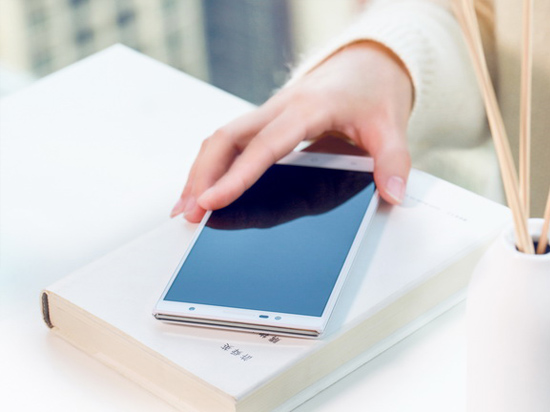 大屏Hi-Fi影音旗艦，OPPO U3線下開售