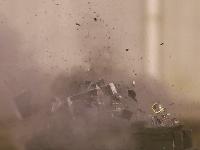 視頻丨暴力槍殺，小米Note遭步槍狂虐