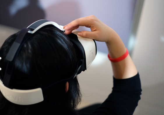 三星推新版GearVR，可為S6/S6 Edge充電