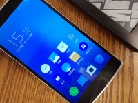 像Flyme又像MIUI，一加刷騰訊TOS體驗(yàn)