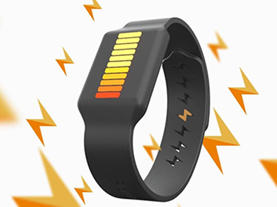 “打飛機”也可以充電，外國智能手環(huán)WankBand刷新你三觀