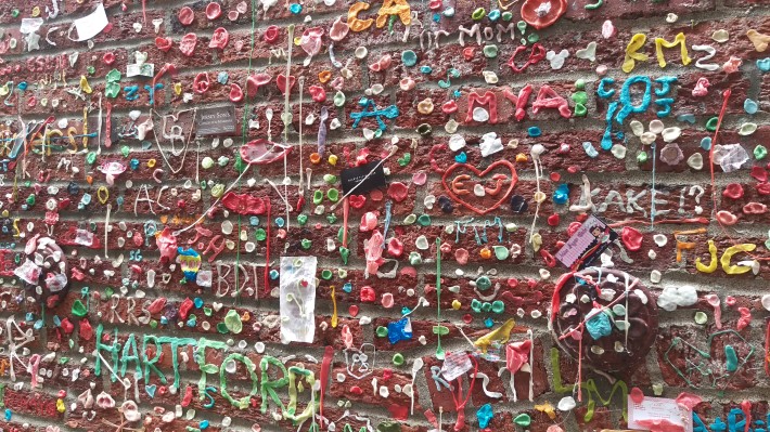 旗艦機(jī)樣片大PK，三星S6 Edge秒殺索尼Z3