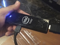 英特爾也做了個(gè)棒子，這就是大家對(duì) PC 未來(lái)的期望？