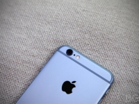 微軟慘了，2015年iPhone銷量或?qū)②s超PC