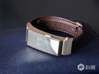 運(yùn)動(dòng)商務(wù)兩相宜 華為手環(huán)B2評(píng)測(cè)