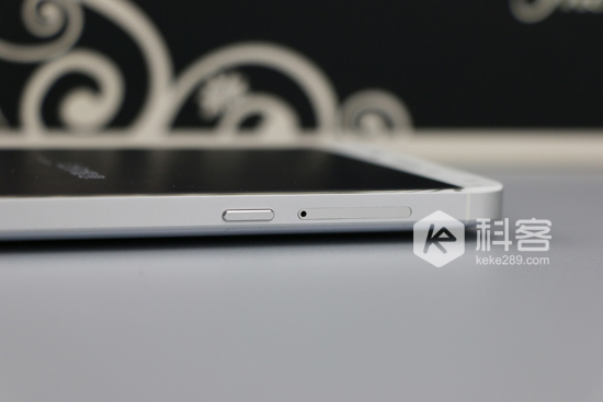 顏值能讓人窒息？樂(lè)視超級(jí)手機(jī)1開(kāi)箱圖賞