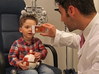 太強悍，iPhone還能檢查眼睛問題