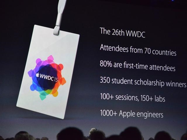 網(wǎng)友吐槽蘋果發(fā)布會：廁所門口才是亮點