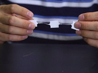 電池不再變炸彈 你見過可折疊延伸的電池嗎？