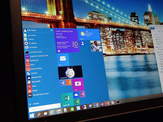 微軟:Windows 10將通過閃存盤向用戶銷售?