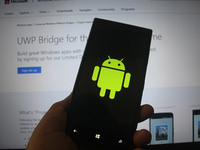 微軟搞什么？Win10手機內(nèi)藏完整Android子系統(tǒng)