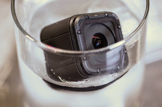 視頻丨GoPro最小運(yùn)動(dòng)相機(jī)Hero 4 Session簡(jiǎn)單評(píng)測(cè)