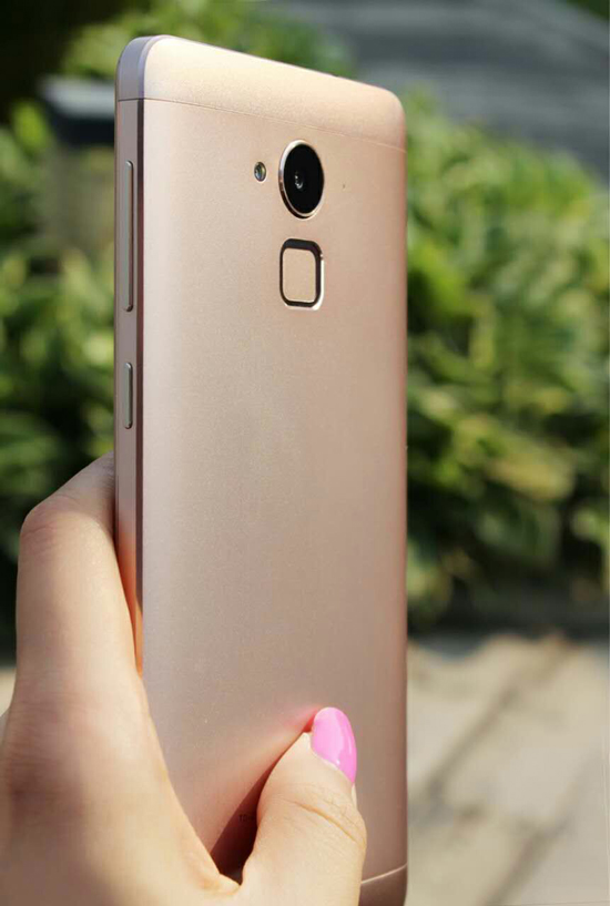 老周真會玩！奇酷手機真機大圖再曝光