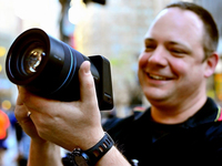 無反相機(jī)也能先拍照后對(duì)焦