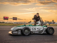 1.779秒！人類百里加速紀錄再刷新