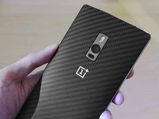 這一年沒白等，一加手機(jī)2代正式發(fā)布