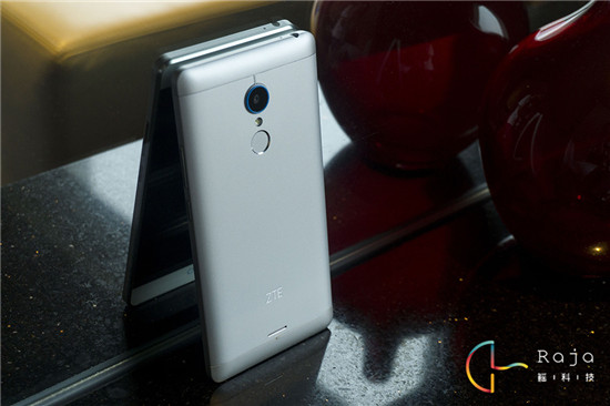 千元金屬指紋機(jī)，中興威武3圖賞