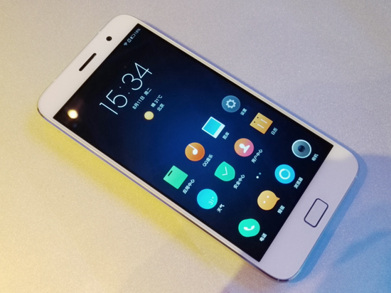 ZUK Z1正式發(fā)布 大電池大存儲僅售1799元