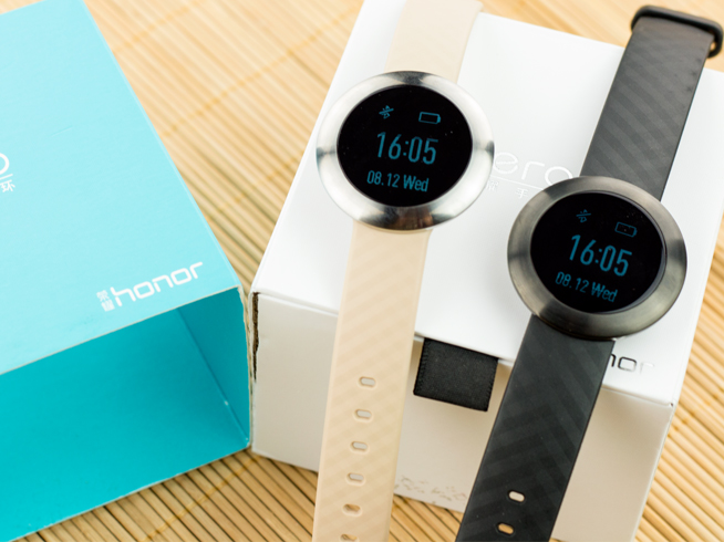 腕上精靈！華為榮耀手環(huán)zero開(kāi)箱圖賞