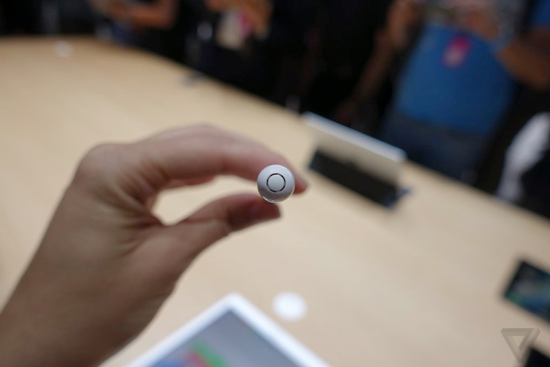 史上最大排！蘋果iPad Pro真機(jī)圖賞/上手視頻