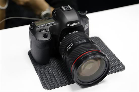 買哪個(gè)好？終極PK：微單和單反誰出色？