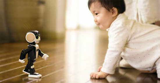夏普將推機(jī)器人手機(jī)RoBoHoN，可走路跳舞