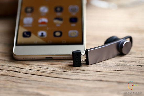 榮耀小口哨賞：長得像口哨的智能藍(lán)牙耳機