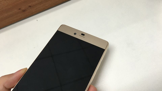 索尼看了會(huì)高興？努比亞X8真機(jī)再曝光