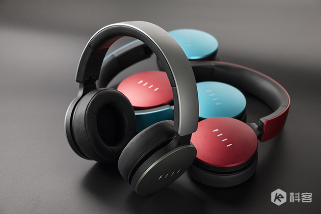 這就是助汪峰上頭條的神器，fiil耳機(jī)首發(fā)評(píng)測