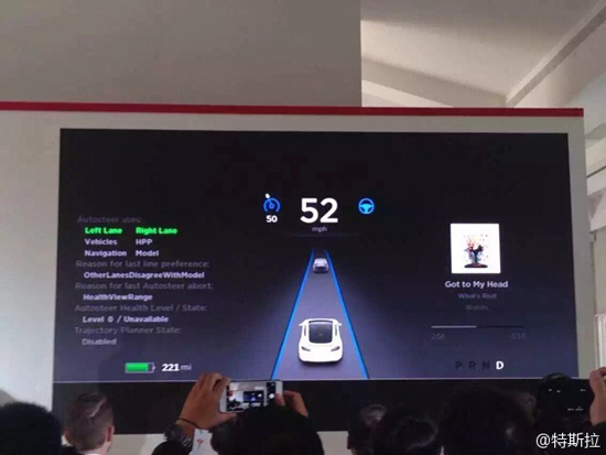 特斯拉自動(dòng)駕駛系統(tǒng)正式在中國(guó)地區(qū)推送！