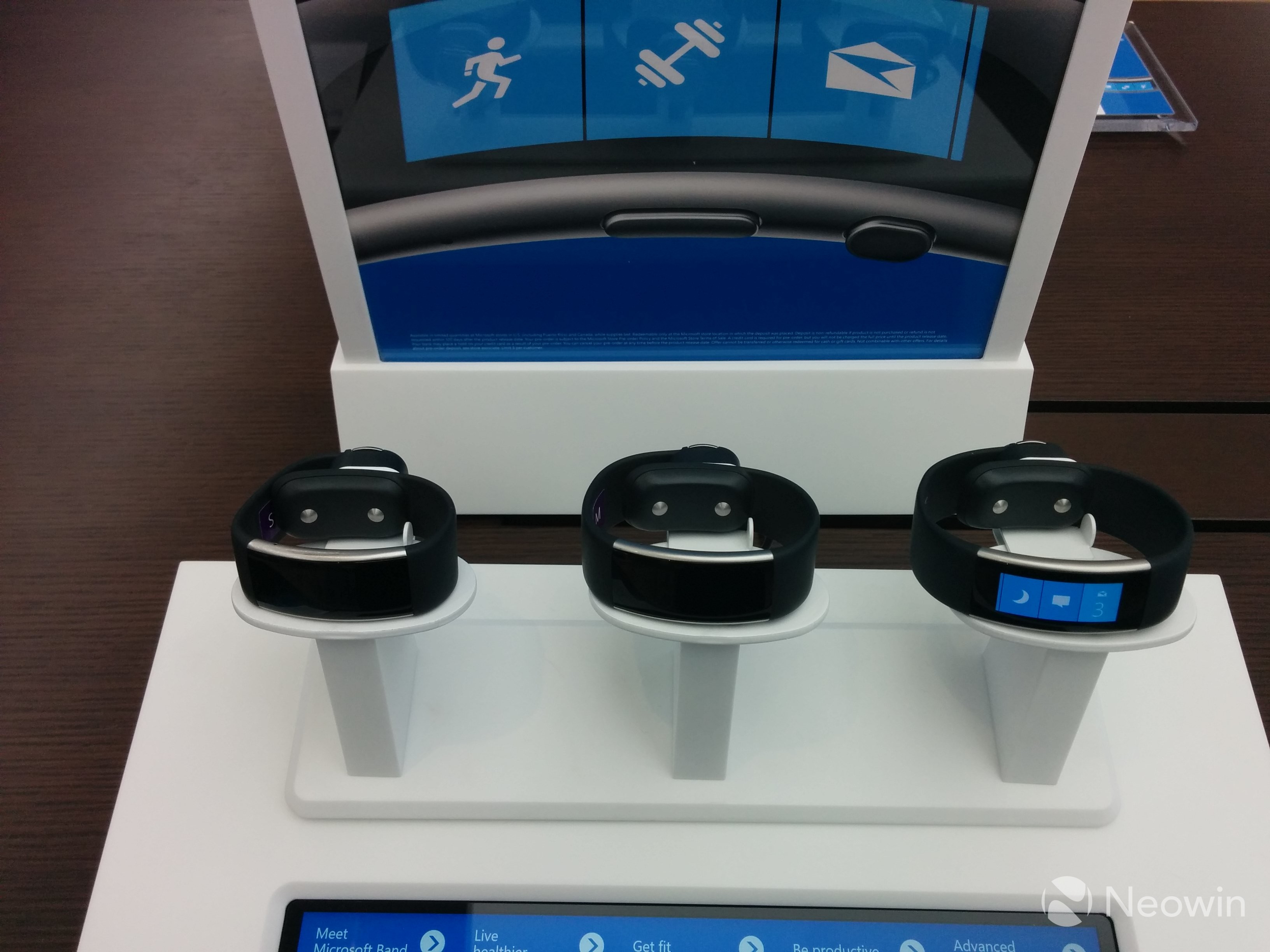 比蘋果Apple Store更氣派！全球最大微軟旗艦店開業