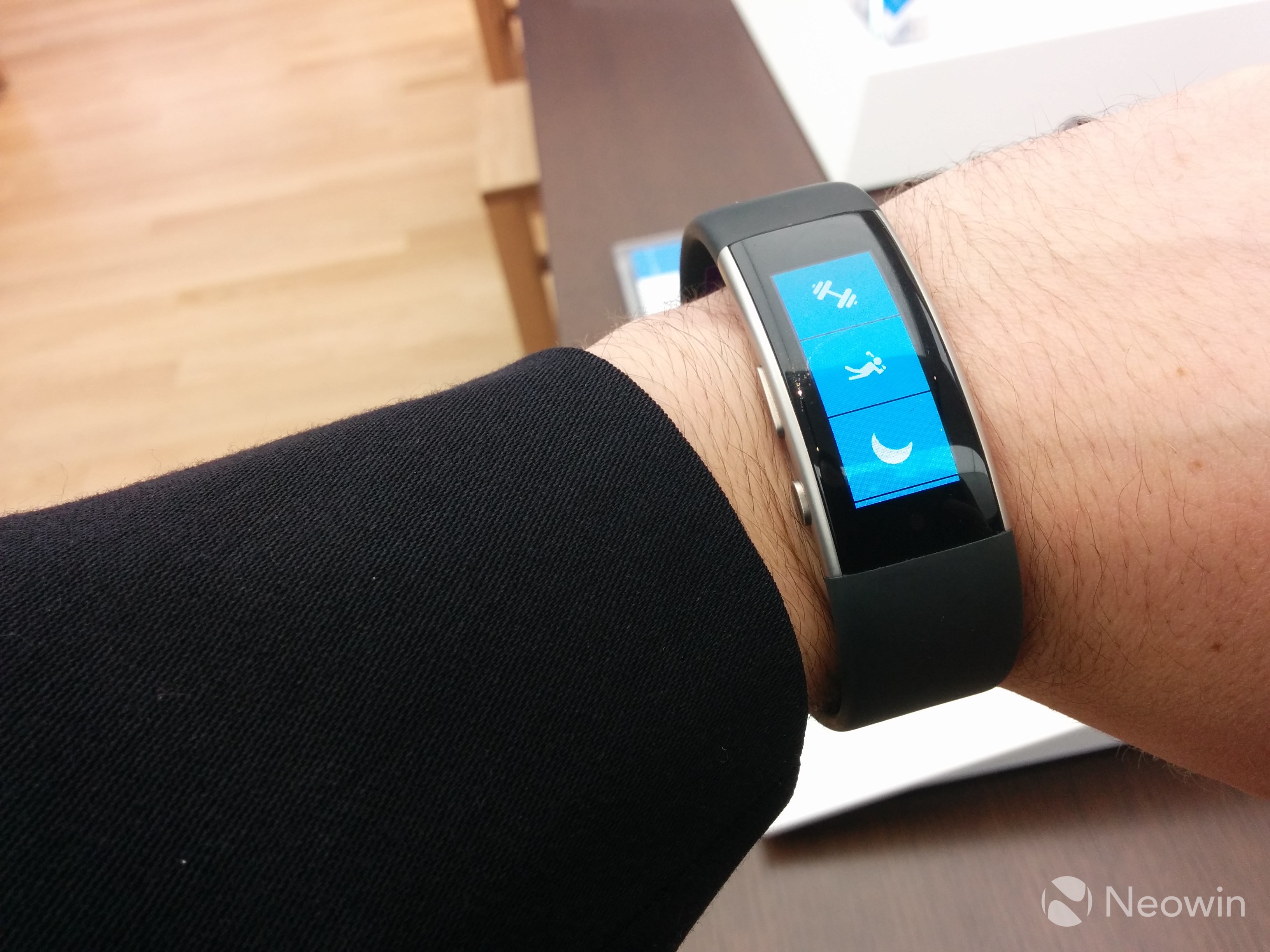 比蘋果Apple Store更氣派！全球最大微軟旗艦店開業