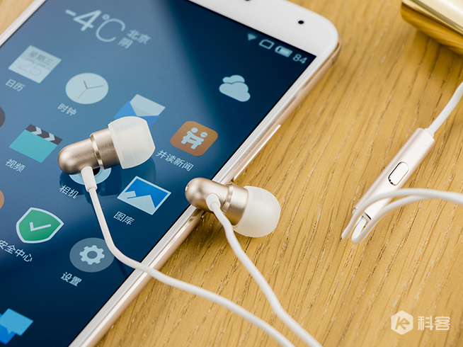 美，值得你等待！魅族PRO 5金色版圖賞