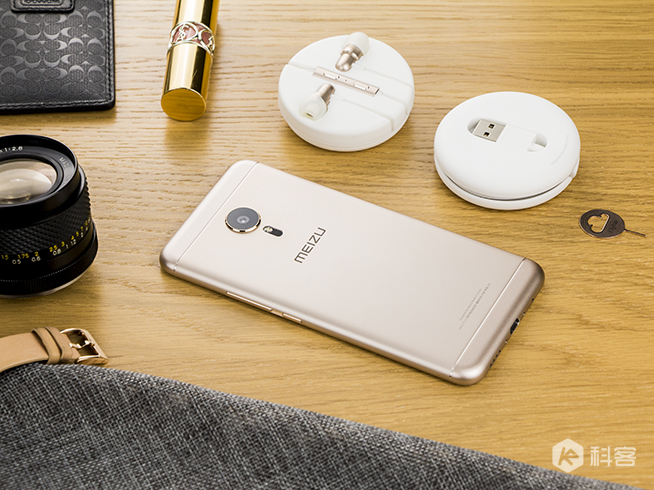 美，值得你等待！魅族PRO 5金色版圖賞