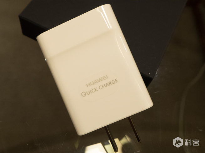 從黑馬到實(shí)力派 華為Mate 8體驗(yàn)評(píng)測(cè)