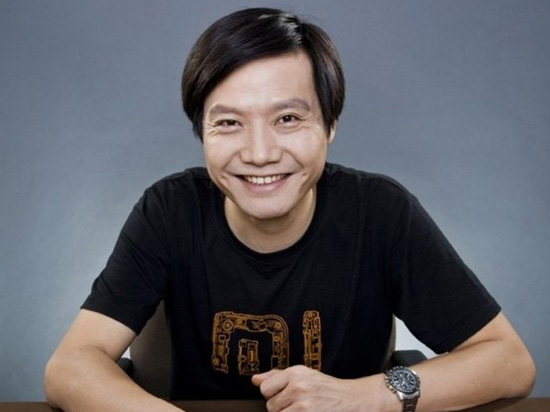 雷軍對(duì)小米5一點(diǎn)都不低調(diào)：他自己已經(jīng)用上了！