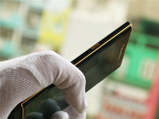 售價近萬元！24K鍍金版黑莓Priv想要嗎？