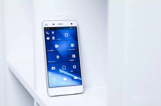 快來嘗鮮！小米4終于可以刷上Win10 Mobile