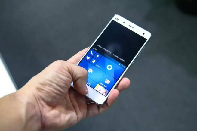 快來嘗鮮！小米4終于可以刷上Win10 Mobile