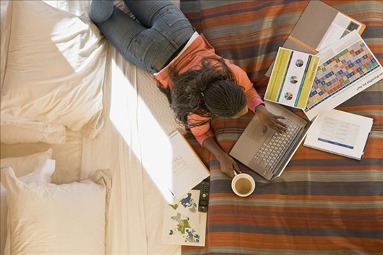 想靜靜了？那就戴上Phylter頭巾吧