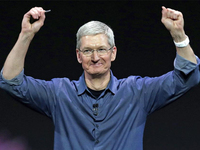 蘋果為了慶祝iPhone大賣，庫克發明了一個公司節日