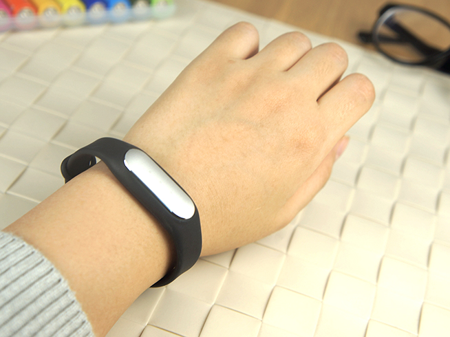 小米光感版手環(huán)試用評測——運(yùn)動愛好者大愛