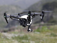 更小更輕 高通Snapdragon Flight無人機(jī)平臺下周亮相