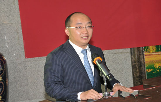 美邦停牌核查 傳CEO周成建被警方帶走疑涉徐翔案