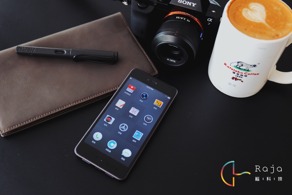 錘子T2開(kāi)箱圖賞：獨(dú)具匠心的對(duì)稱(chēng)美學(xué)