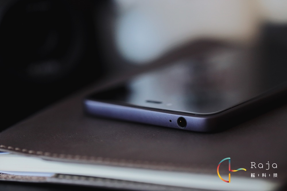 錘子T2開(kāi)箱圖賞：獨(dú)具匠心的對(duì)稱(chēng)美學(xué)