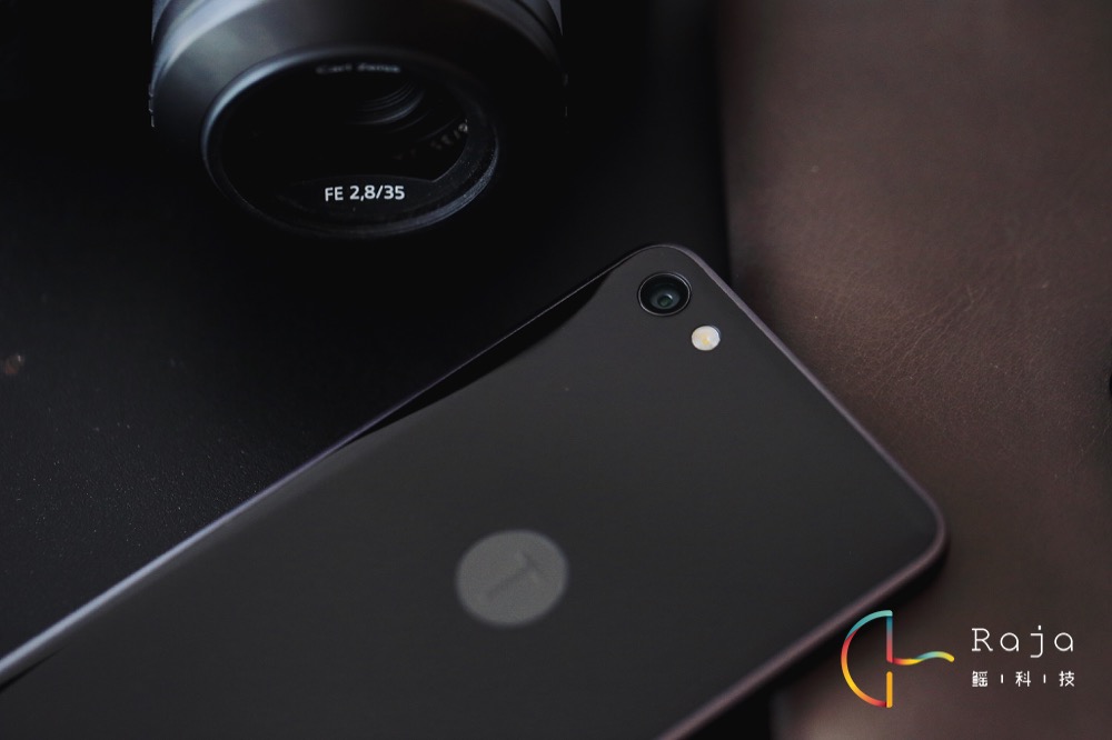 錘子T2開(kāi)箱圖賞：獨(dú)具匠心的對(duì)稱(chēng)美學(xué)