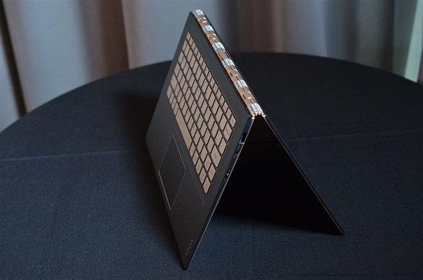 CES 2016觀察：都在說VR說無人機，你還看懂了什么