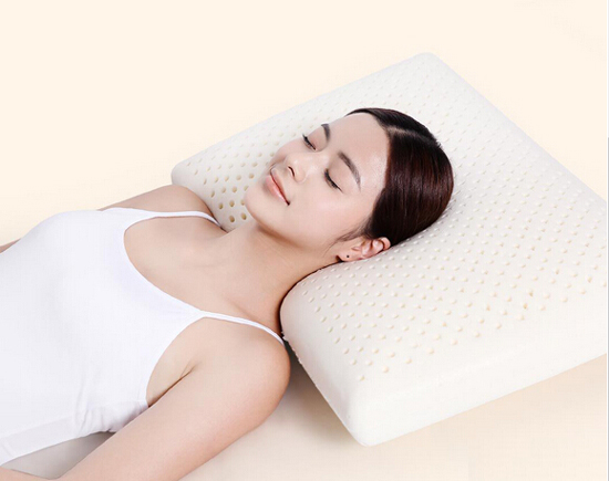 小米百貨又添新品！149元醫(yī)用級防螨枕頭來了